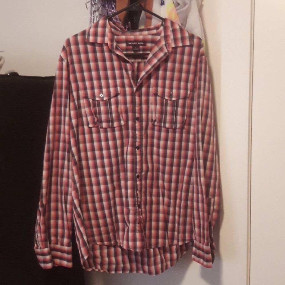 Michael Kors L plaid button up shirt red/black